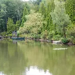 Idyllic Lakeside * Florennes
