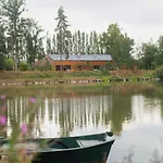 Idyllic Lakeside * Florennes