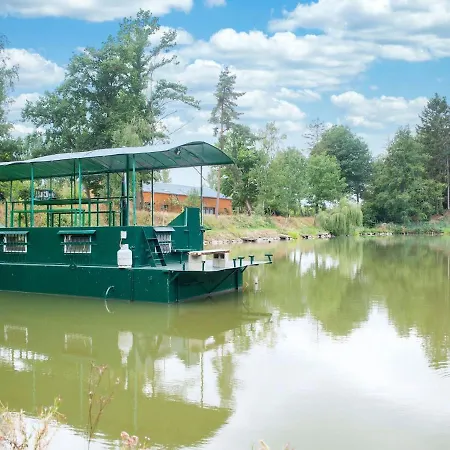 Comfy Houseboat In Next To The Forest Botel *